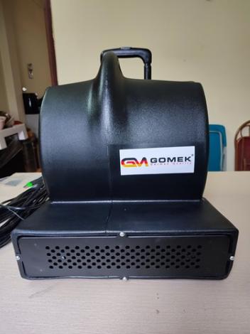 Quạt thổi sấy sàn thảm gió nóng Gomek GM-29